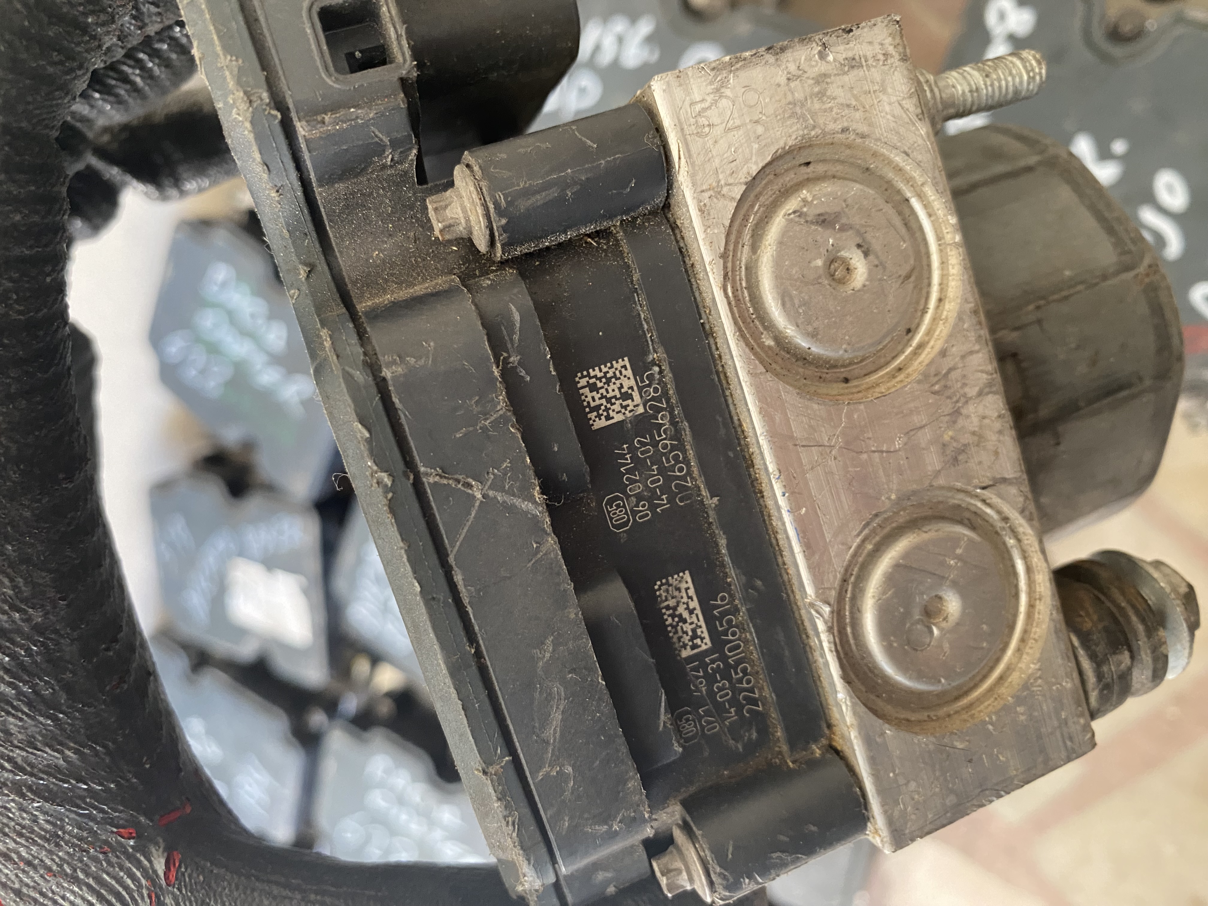 RENAULT ABS POMPA BEYNİ 476608845R - 0265243681 - 0265956285